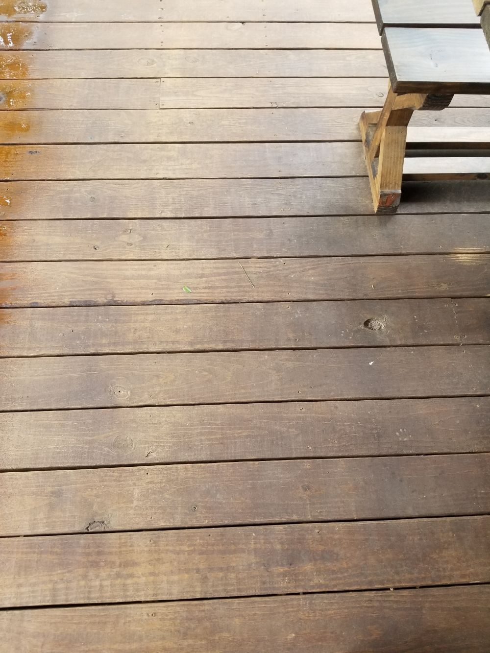 Removing Stain from a Patio in Dayton, TX